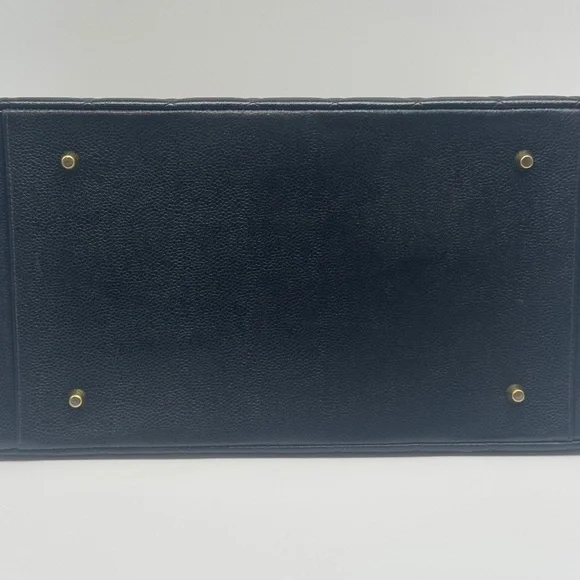 SOLD Chanel Grand Shopping Tote (96-97) - Picture 7 of 13